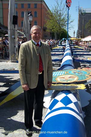 05maibaum_viktualienmarkt28