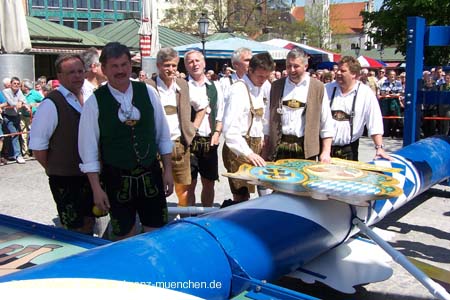 05maibaum_viktualienmarkt37