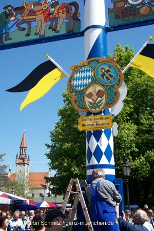05maibaum_viktualienmarkt77