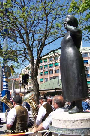 05maibaum_viktualienmarkt96