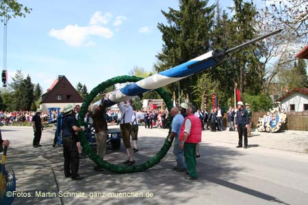 060501maibaum_truder39