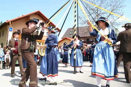 060501maibaum_truder74