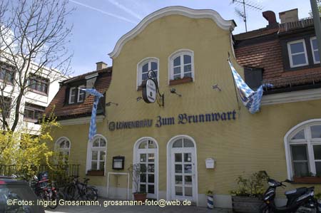 060501brunnwart_maibaum72