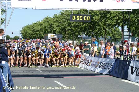 060716world_inline014