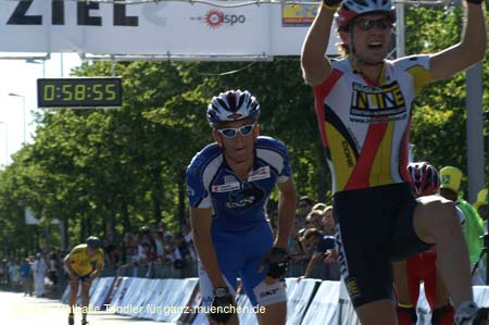 060716world_inline233