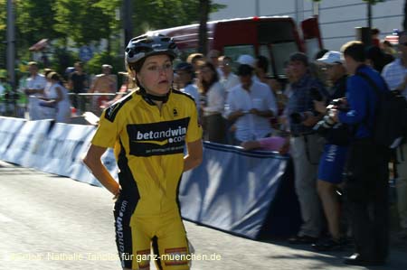 060716world_inline280