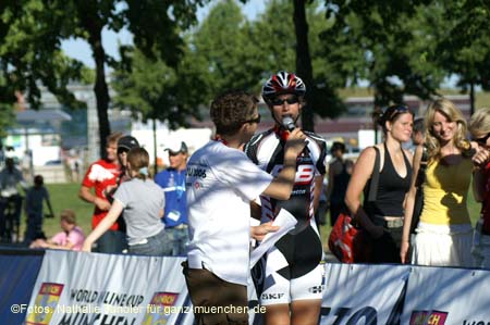 060716world_inline321