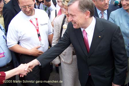 050524buga_koehler011