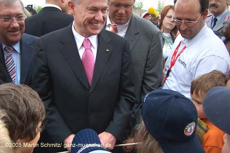 050524buga_koehler085