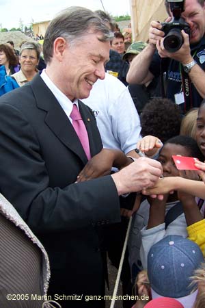 050524buga_koehler092