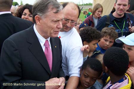 050524buga_koehler100