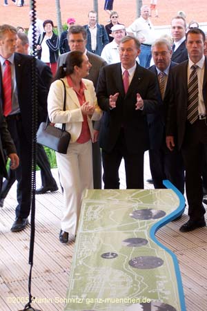 050524buga_koehler101