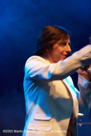 050819gianna_nannini40