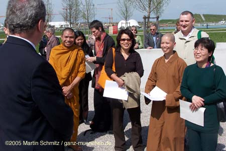 050428buga_religio03