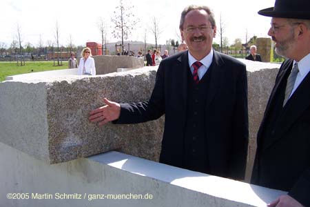 050428buga_religio09