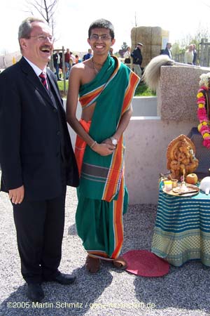 050428buga_religio12