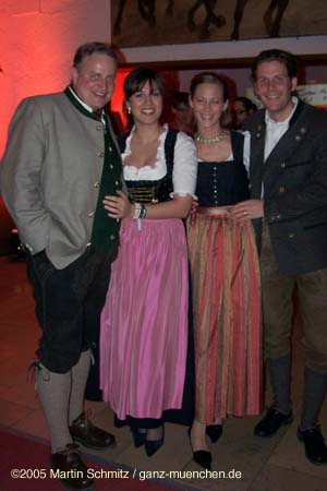050422nacht_tracht013