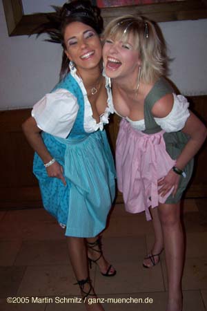 050422nacht_tracht044