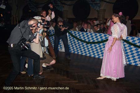 050422nacht_tracht057