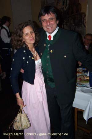 050422nacht_tracht067