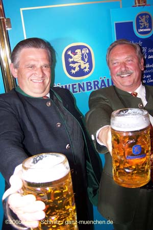 050422nacht_tracht095