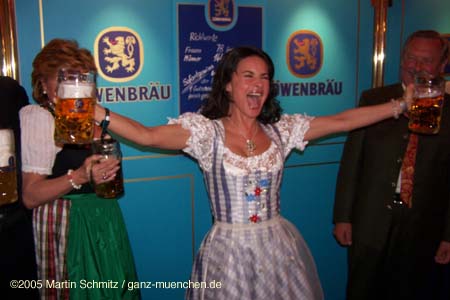 050422nacht_tracht104