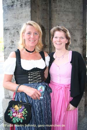 060519nacht_tracht02