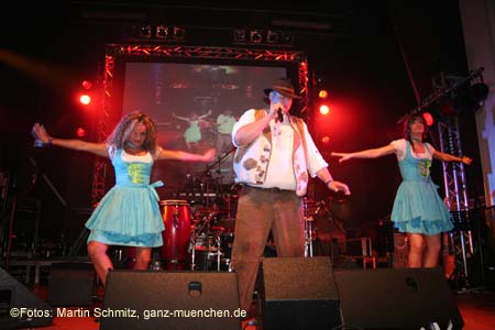 060519nacht_tracht85