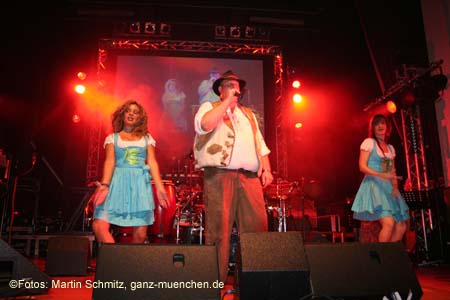 060519nacht_tracht86