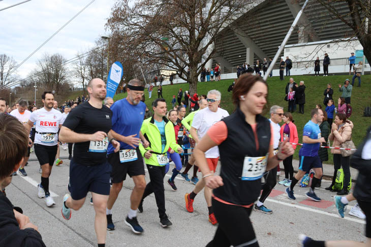 221231silvesterlauf10k040