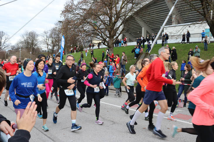 221231silvesterlauf10k046
