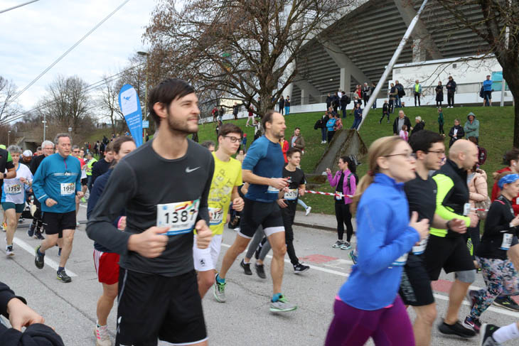 221231silvesterlauf10k055