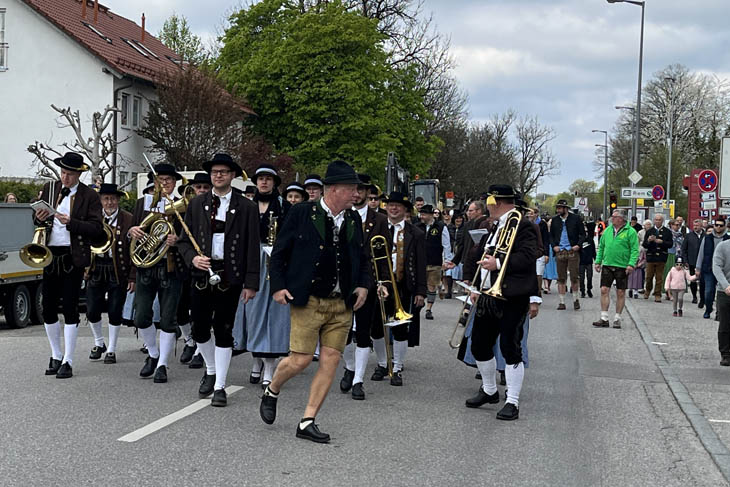 230430maibaum-riem004