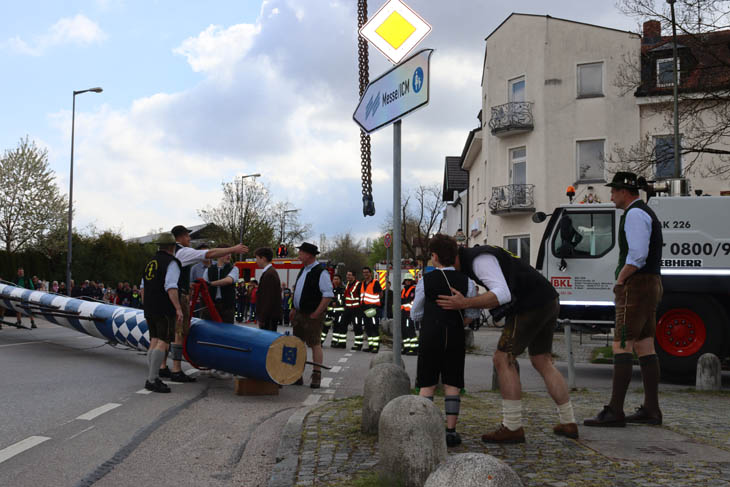 230430maibaum-riem020