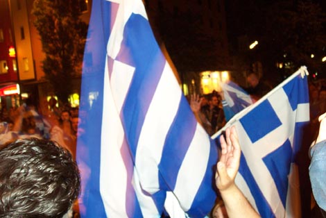 04em_griechenfeier05