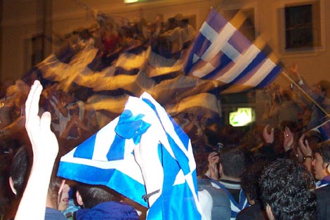 04em_griechenfeier12