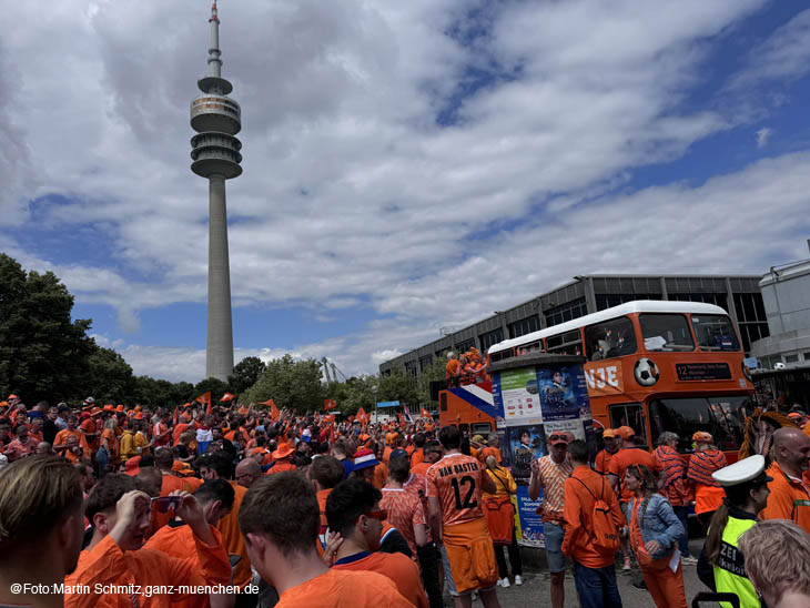 24079dutch-fanwalk025