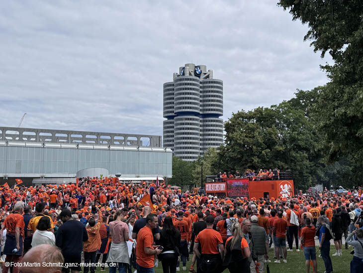 24079dutch-fanwalk029