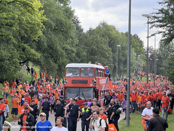 24079dutch-fanwalk040