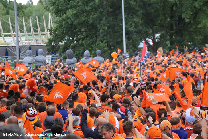24079dutch-fanwalk048