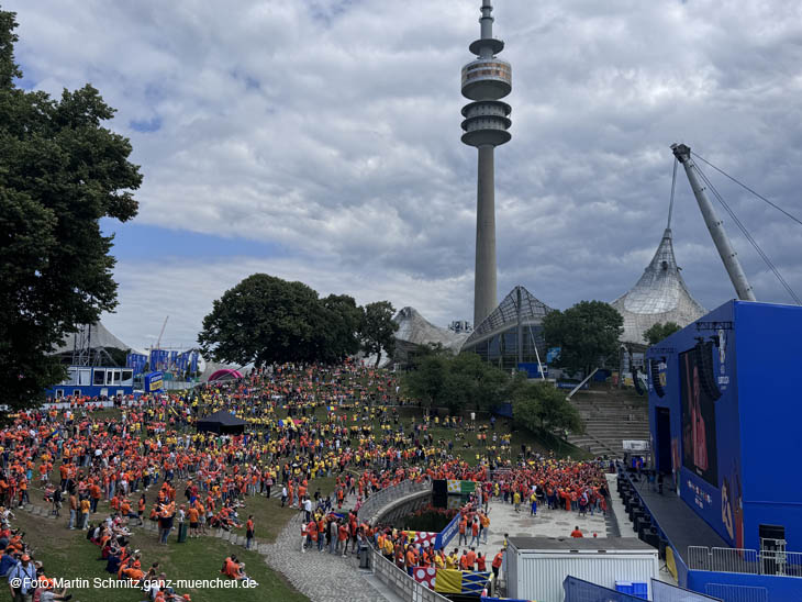 24079dutch-fanwalk059