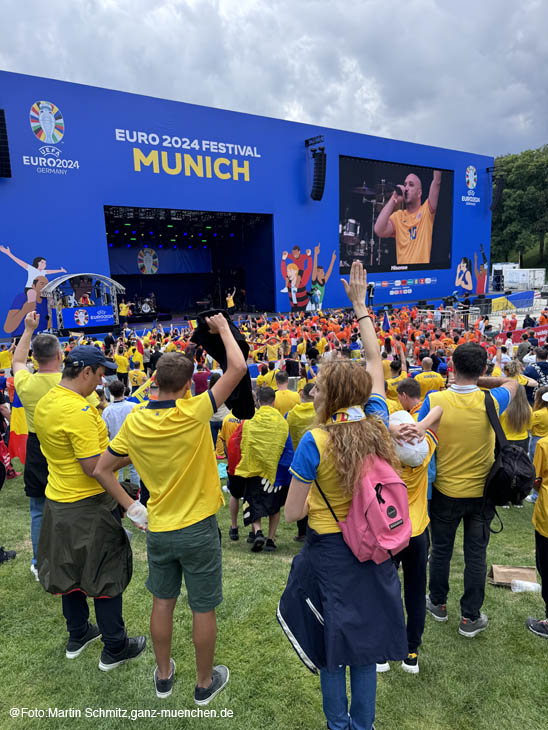 24079dutch-fanwalk068