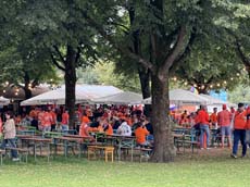 24079dutch-fanwalk003