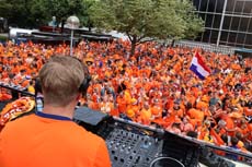 24079dutch-fanwalk012