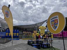 24079dutch-fanwalk034