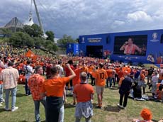 24079dutch-fanwalk061