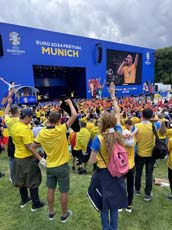 24079dutch-fanwalk068