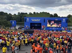 24079dutch-fanwalk070