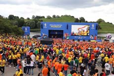 24079dutch-fanwalk071