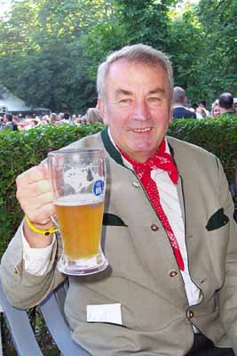 CSU MdL Hans Spitzner auf dem Kocherlball 2003